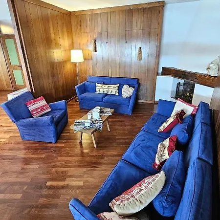 Cervino 1865 Family House & Friends - Cir 0517 *