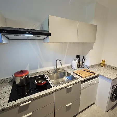 Cervino 1865 Family House & Friends - Cir 0517